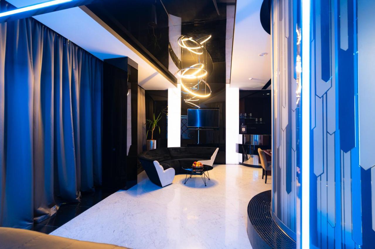 Tsarsky Hotel Киев Екстериор снимка