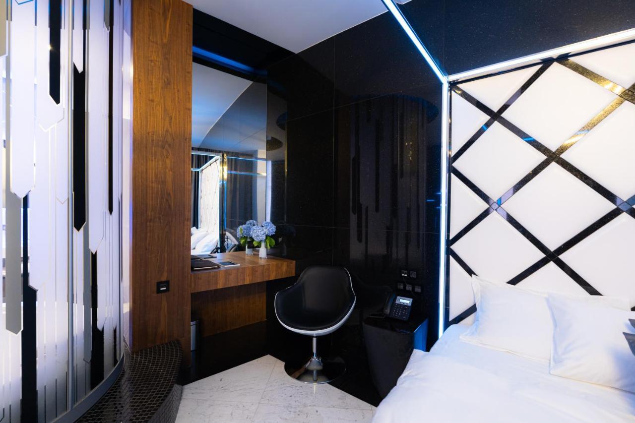 Tsarsky Hotel Киев Екстериор снимка