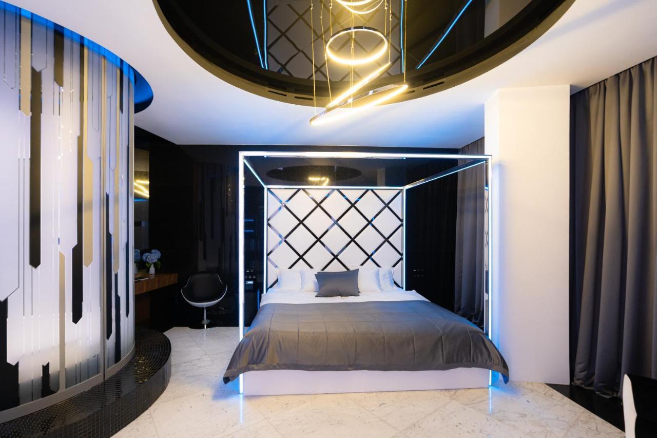 Tsarsky Hotel Киев Екстериор снимка